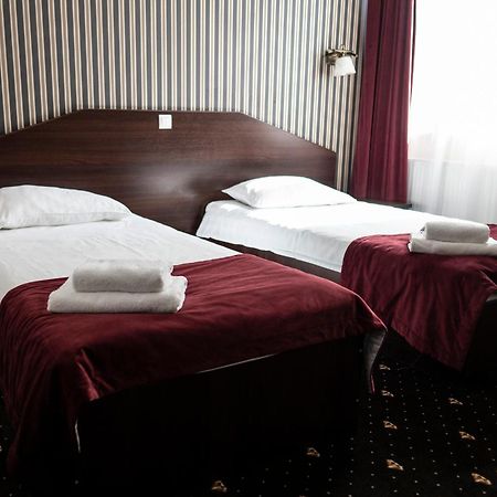 Hotel Podzamcze Góra Kalwaria 외부 사진